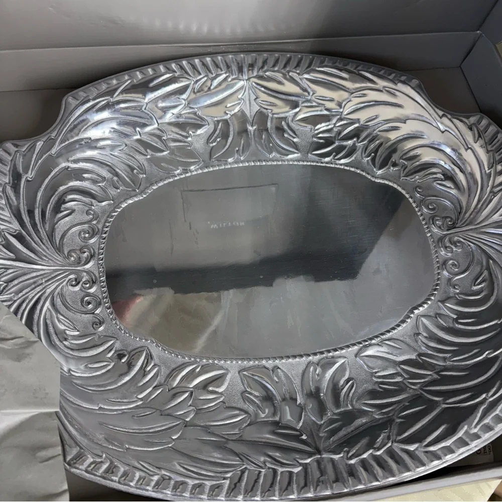Wilton Armetale Silver-Tone Ornate Platter
